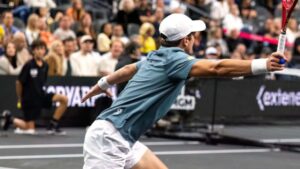 Aos 19 anos, brasileiro conquista título nos EUA e fatura mais de R$ 1,5 milhão