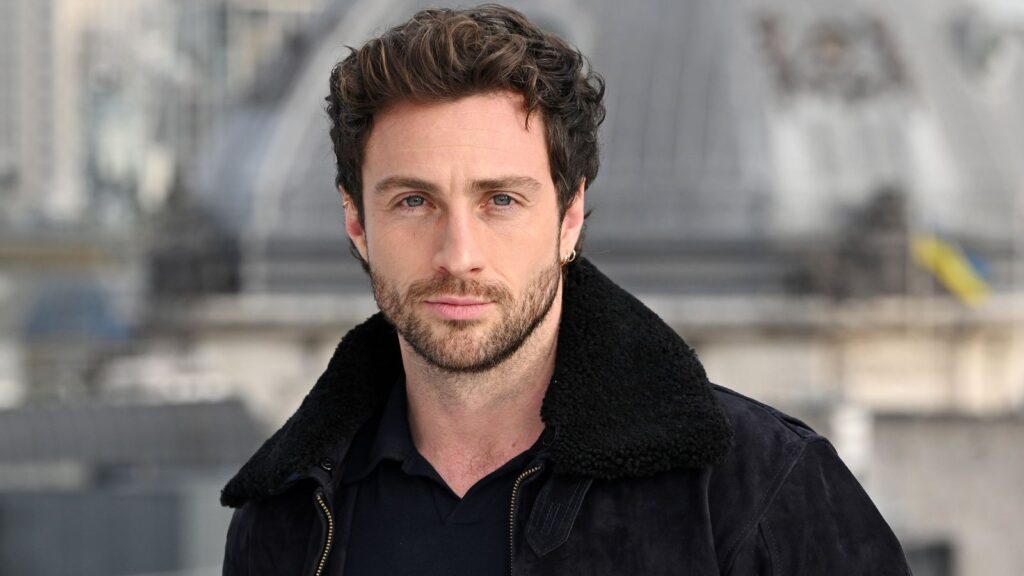 Aaron Taylor-Johnson será protagonista bissexual em nova minissérie da Netflix