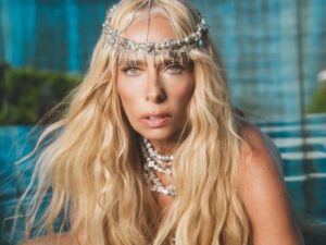 Adriane Galisteu Revela Lado Difícil de Silvio Santos: A Profecia que Virou Real