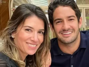 Alexandre Pato brinca que ama o Milan mais que a própria esposa