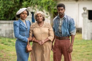 Alika se rende e confessa: Tonho mexe com meu coração!