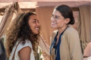 Alinne Moraes volta às novelas da Globo com romance lésbico em ‘Guerreiros do Sol’