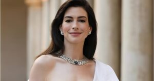 Anne Hathaway: 2026 é o Ano da Rainha — e Tá Longe de Ser Só por Causa do Diabo Veste Prada!