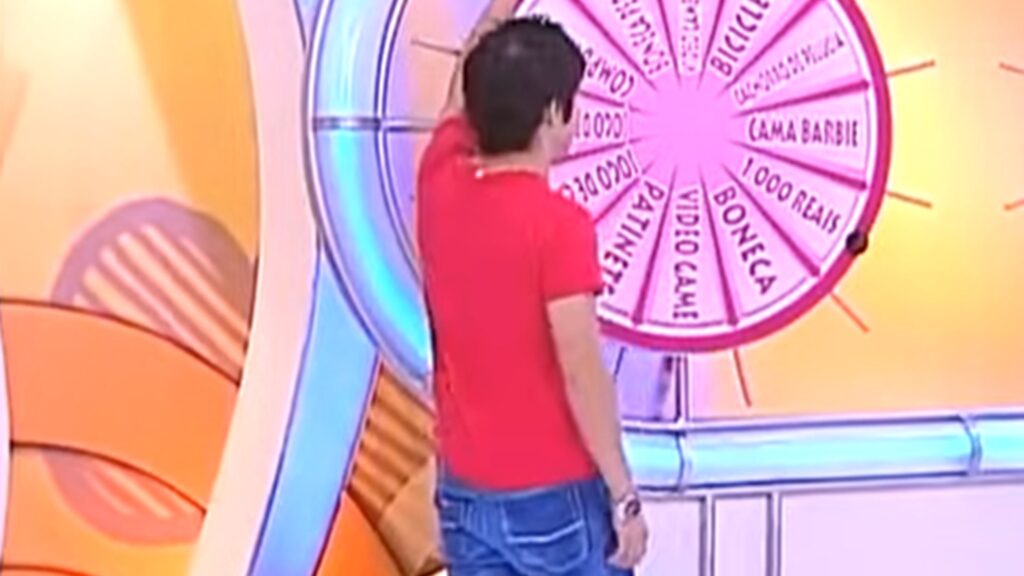 Aos 33 anos, apresentador vende patrimônio milionário e recomeça a vida bem longe do Brasil