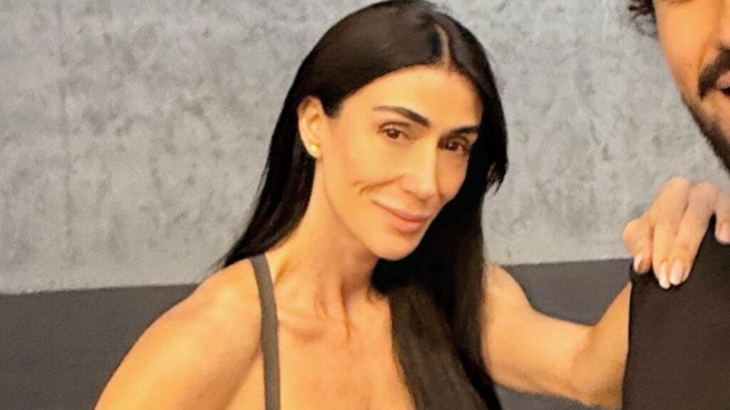 Aos 46 anos, Michelle Barros mostra treino com o filho e fãs reagem: ‘É a sua cara’