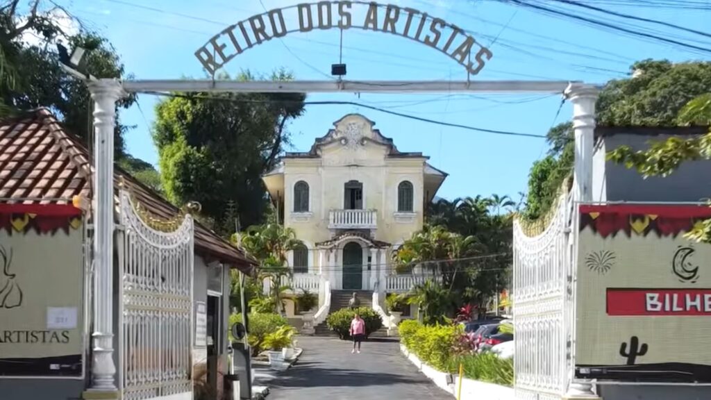 Aos 79 anos, atriz de sucessos da Globo já doou sete casas para o Retiro dos Artistas