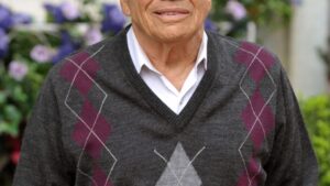 Aos 93 anos, ator da Globo faz forte desabafo sobre a morte de Juca de Oliveira: “Só restou eu”