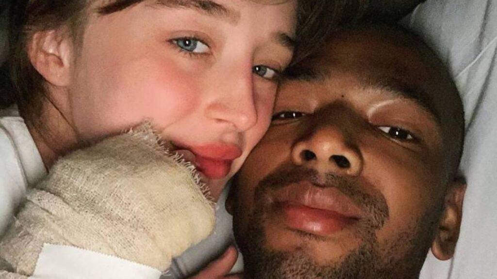 Após denúncias graves contra Nego do Borel, atriz de 24 anos ressurge no teatro e celebra maternidade