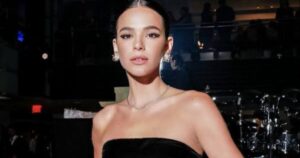 Bruna Marquezine radicaliza com novo corte de cabelo e bomba na internet