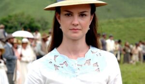 Carolina Kasting revela desejo de voltar às novelas aos 50 anos