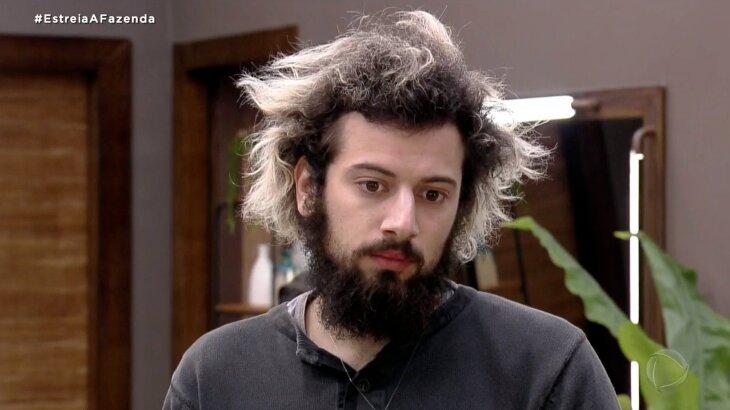 Testemunha relata à polícia agressão de Cartolouco contra ex-namorada