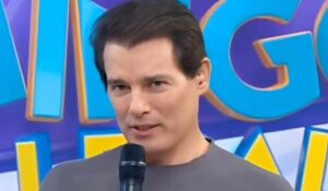 Celso Portiolli alfineta ao vivo durante confronto polêmico no Domingo Legal