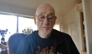 Morre Dave Mason, Fundador da Lendária Banda Traffic, aos 79 Anos