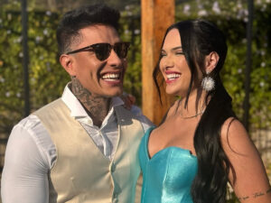 Emily Garcia fica noiva! Victor Igoh surpreende com pedido especial na Bahia