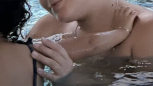 Filhos de Neymar Jr surgem em momento de carinho na mansão do atleta