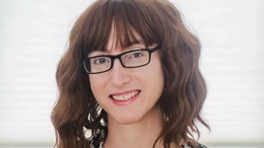 Freida McFadden Revela Sua Verdadeira Identidade