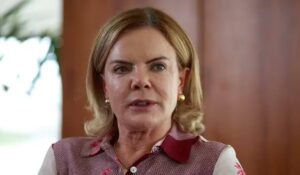 Gleisi Hoffmann dispara contra Globo e Estadão: ‘Chegou ao cúmulo’
