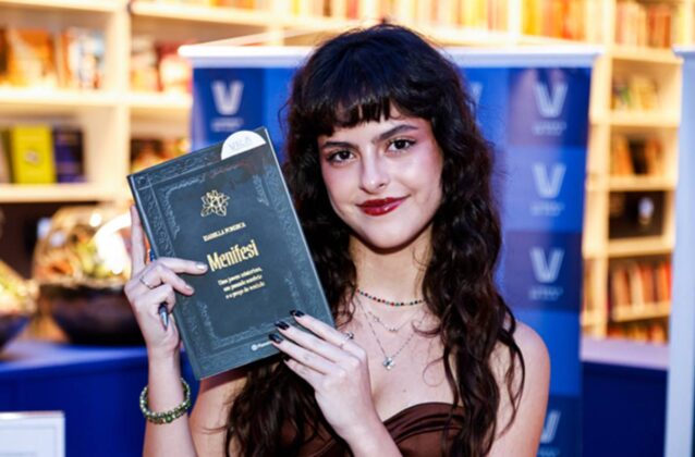 Filha de Luciano Camargo Realiza Noite de Autógrafos do Seu Primeiro Livro