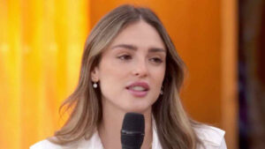 Isabelle Drummond Revela: Era uma ‘Espoleta’ Mirabolante na Infância!