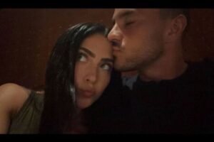 Jade Picon se derrete com jantar romântico preparado por André Lamoglia