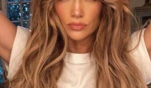 Jennifer Lopez Vive Affair Com Ator de Ted Lasso Após Divórcio de Ben Affleck