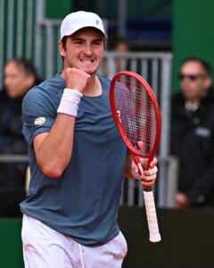 João Fonseca Vence no Masters 1000 e Segue Arrastando na Carreira de Tenista