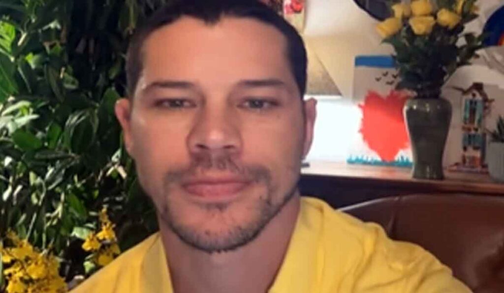 José Loreto encontra seu ‘irmão gêmeo’ viral e fica chocado: ‘Me acharam!’