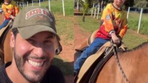 Leo, filho de Marília Mendonça, encanta ao andar a cavalo com o papai
