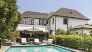 Leonardo DiCaprio investe em mansão milionária de R$ 55 milhões em Beverly Hills