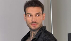 Lucas Lucco revela detalhe bombástico sobre sua primeira vez na adolescência