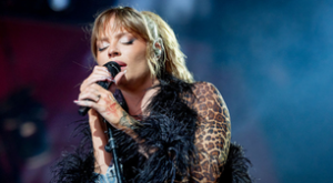 Luísa Sonza brilha no Coachella e confessa emoção