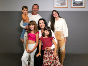 Malvino Salvador e Kyra Gracie abrem o jogo sobre casamento igualitário