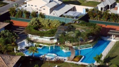 Mansão Icônica de Fina Estampa Vale Mais de R$ 20 Milhões e Impressiona com Luxo Absurdo no Rio