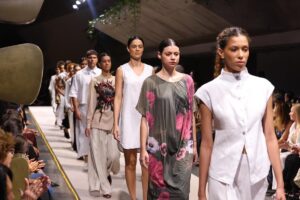 Metrópoles Catwalk Bombou em Brasília com Casa Cheia no Teatro Nacional