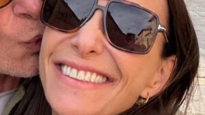 Mônica Martelli curte viagem romântica com o namorado em data especial: ‘Tudo parece um sonho’