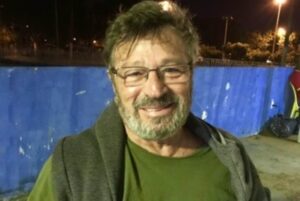 Morre Néio Lúcio, criador do Concerto Cabeças e importante figura da cultura do DF