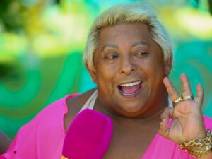 Patixa Teló rouba a cena no Rio Fashion Week e fala sobre desejo de desfilar