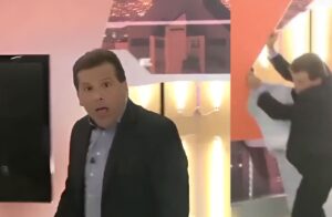 Paulo Gomes tem surto ao vivo na Record e destrói cenário do Cidade Alerta