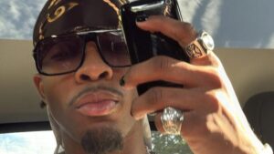 Rapper D4vd é preso nos EUA sob acusação de assassinato