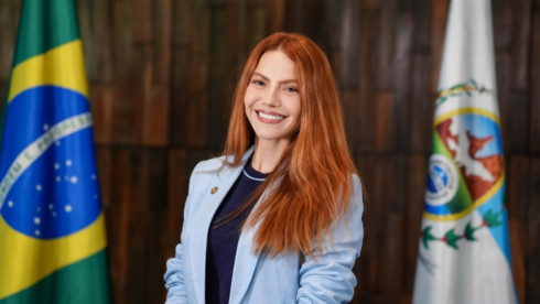 Sarah Poncio: Dívida de R$ 17 Bilhões em Impostos