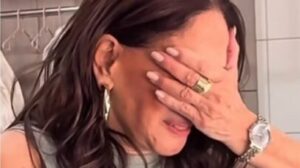 Susana Vieira se emociona com desenho tocante que une sua mãe e cachorro falecido