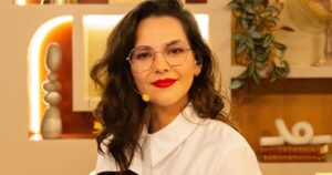 Tainá Müller Brilha no Comando do ‘Café Filosófico’