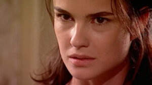 Terra Nostra: Rosana leva punhalada e perde filho em cena impactante