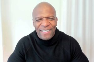 Terry Crews desabafa após diagnóstico de Parkinson da esposa aos 60 anos