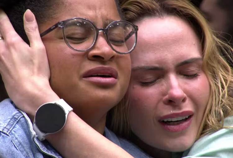 Mãe de Tia Milena exalta Ana Paula Renault: confiança total em quem venceu