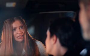 Três Graças: Arminda descobre traição de Ferette e Samira