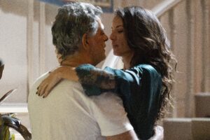 Três Graças: Zenilda e Rogério vivem noite de PURA PAIXÃO no casarão!