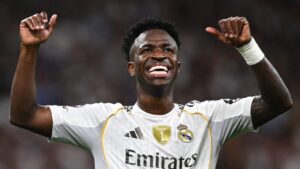 Vinícius Júnior surge entre favoritos à Bola de Ouro em ranking internacional