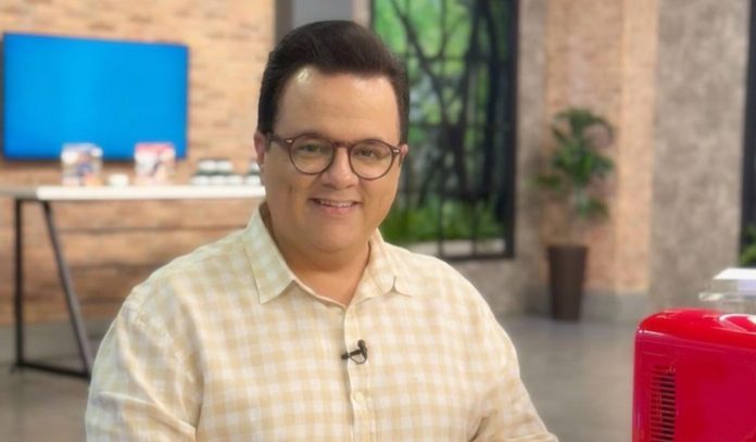 Vladimir Alves deixa ‘A Tarde É Sua’ para se lançar político