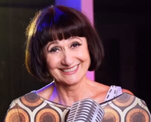 Zezé Polessa e a reflexão sobre etarismo: ‘Envelhecendo e continuamos lindos’